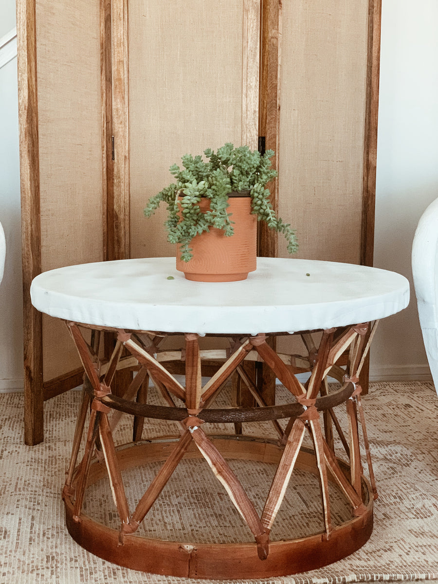 Isabel Equipale Side Table - Event Rentals – Oak & Poppy