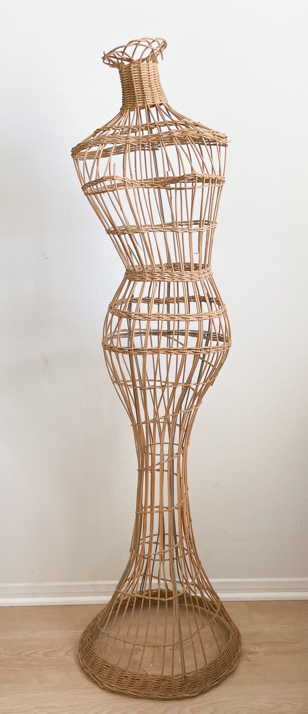 Eloise Rattan Mannequin – Oak & Poppy Eloise Rattan Mannequin – Oak & Poppy